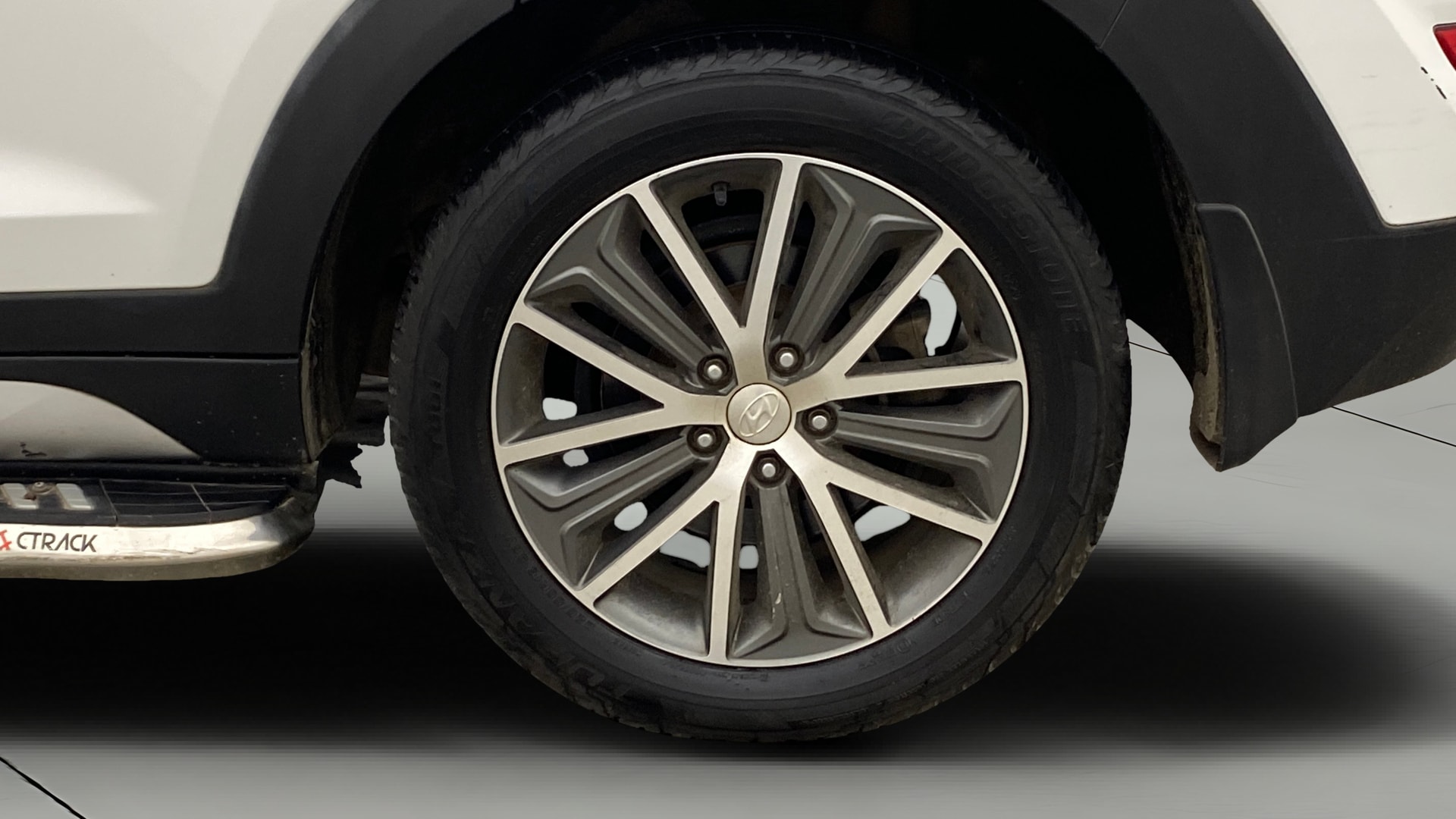View 2019 Hyundai Tucson R 2.0 6-Speed Automatic GL BS IV Image 8 Used 2019 Hyundai Tucson R 2.0 6-Speed Automatic GL BS IV Image 8