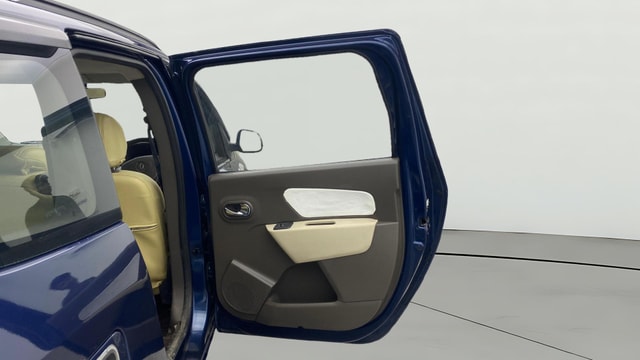 View Renault Lodgy Image 5 Used Renault Lodgy Image 5