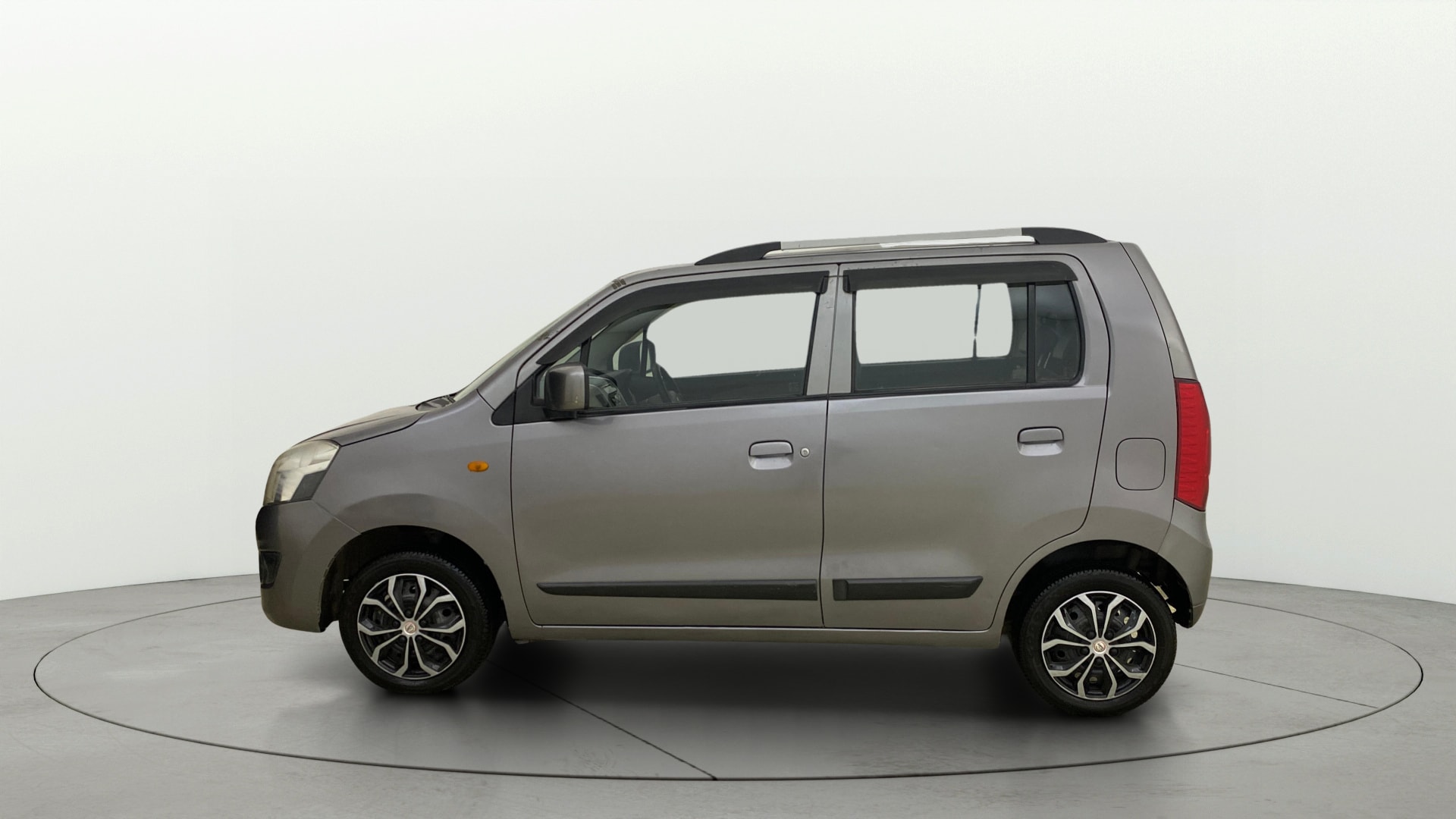 View 2015 Maruti Suzuki 1000 Base Variant Image 5 Used 2015 Maruti Suzuki 1000 Base Variant Image 5