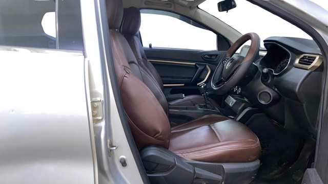 View Renault Kiger Image 17 Used Renault Kiger Image 17