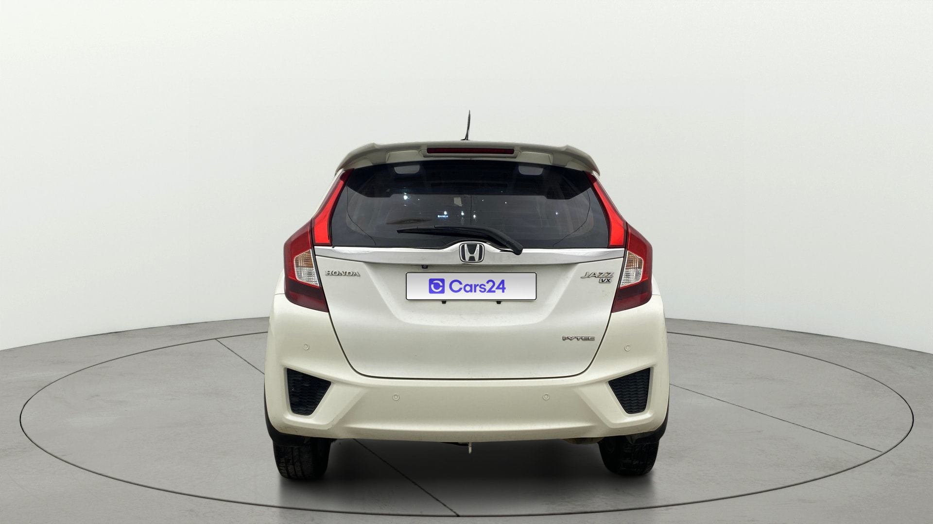 View 2017 Honda Jazz E MT Diesel Image 39 Used 2017 Honda Jazz E MT Diesel Image 39