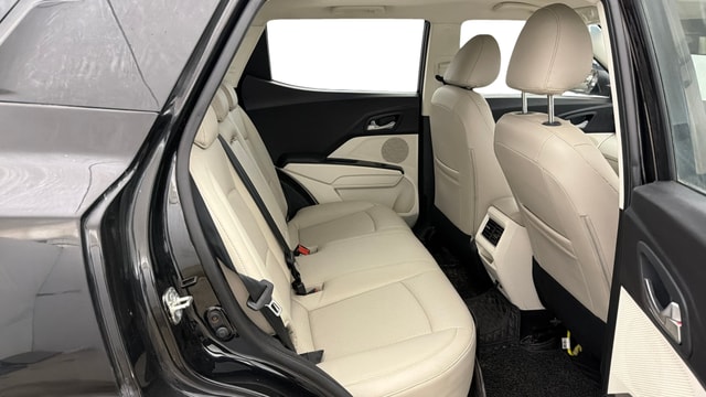 View Mahindra XUV 3XO Image 29 Used Mahindra XUV 3XO Image 29