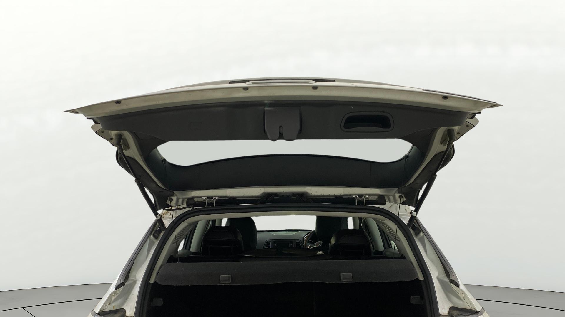 View 2020 Jeep Compass Sport Plus Diesel BS IV Image 16 Used 2020 Jeep Compass Sport Plus Diesel BS IV Image 16