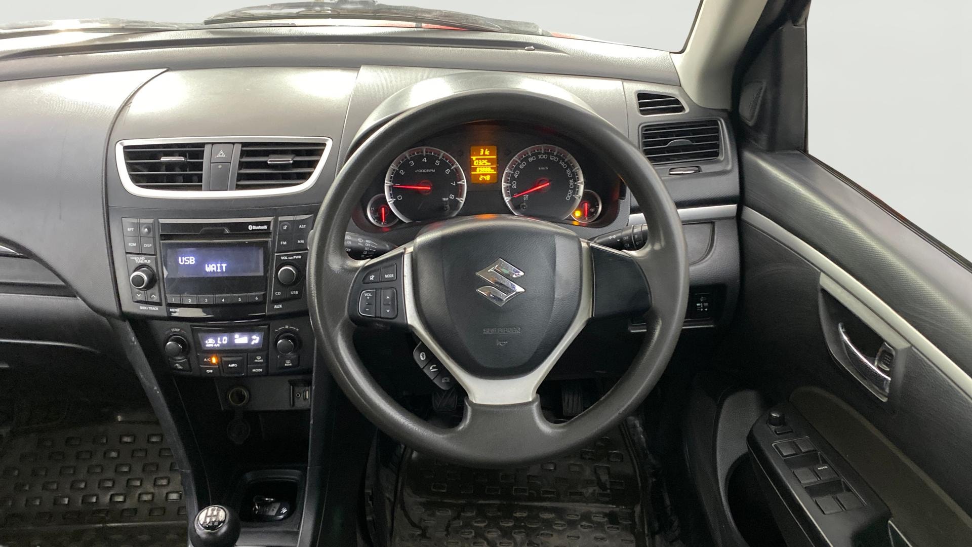 View 2015 Maruti Suzuki 1000 Base Variant Image 20 Used 2015 Maruti Suzuki 1000 Base Variant Image 20