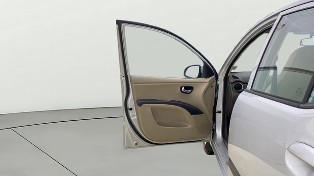 View Hyundai i10 Image 30 Used Hyundai i10 Image 30