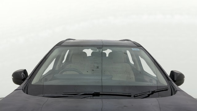 View Mahindra XUV700 Image 36 Used Mahindra XUV700 Image 36
