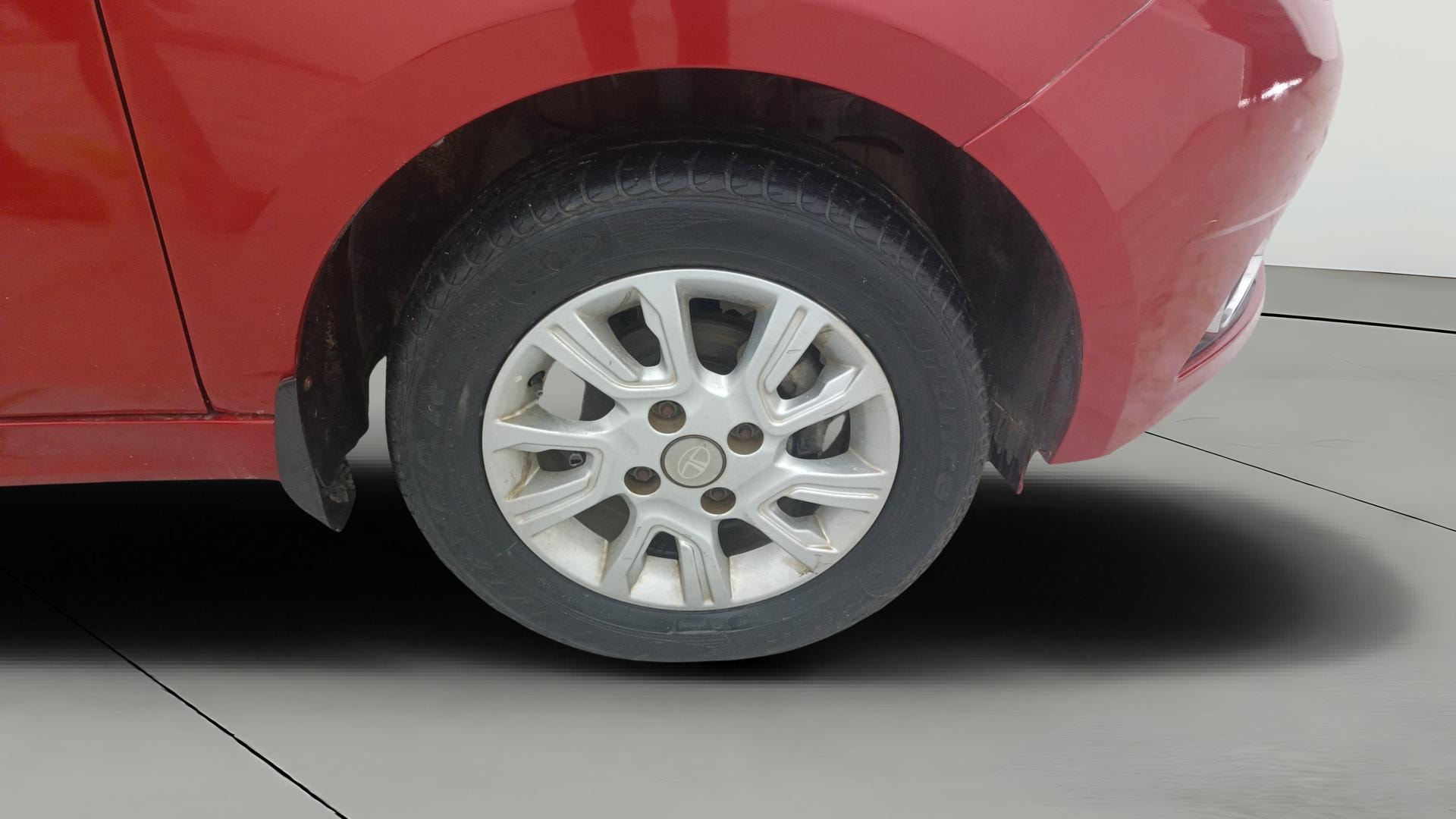 View 2018 Tata Tiago Revotorq XB Image 41 Used 2018 Tata Tiago Revotorq XB Image 41