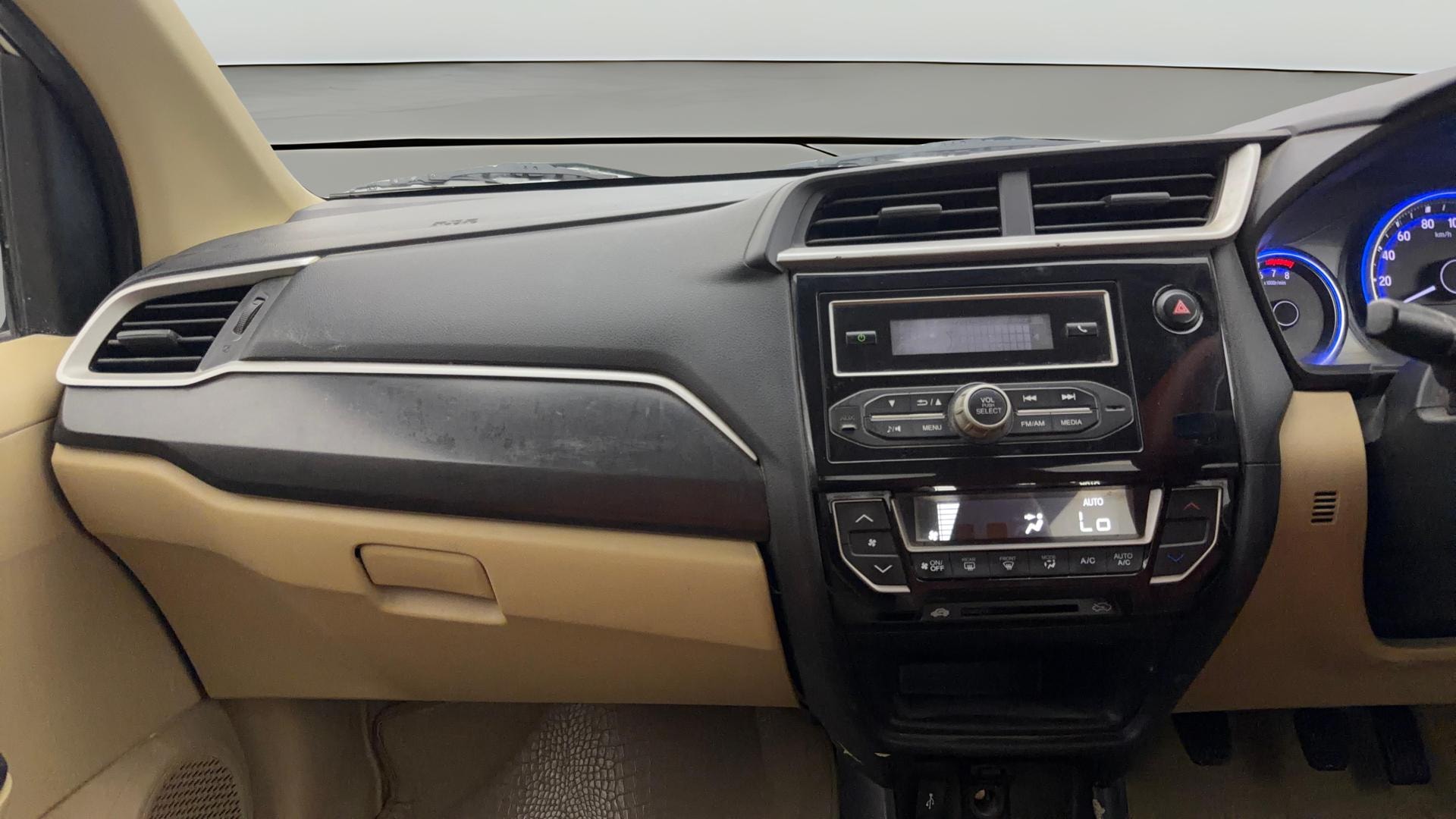 View 2016 Honda Amaze E MT Petrol BS IV Image 17 Used 2016 Honda Amaze E MT Petrol BS IV Image 17