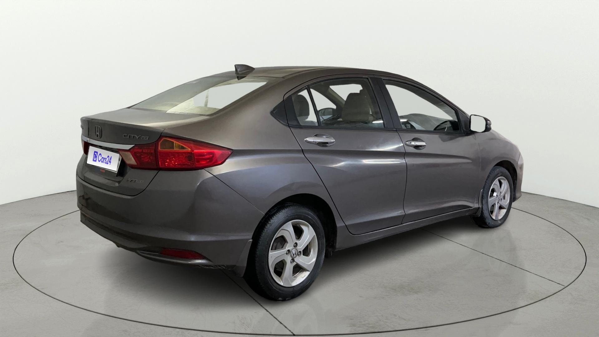 View 2015 Honda City ZX MT Diesel Anniversary Edition Image 46 Used 2015 Honda City ZX MT Diesel Anniversary Edition Image 46