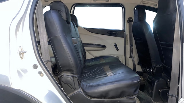 View Renault Triber Image 38 Used Renault Triber Image 38