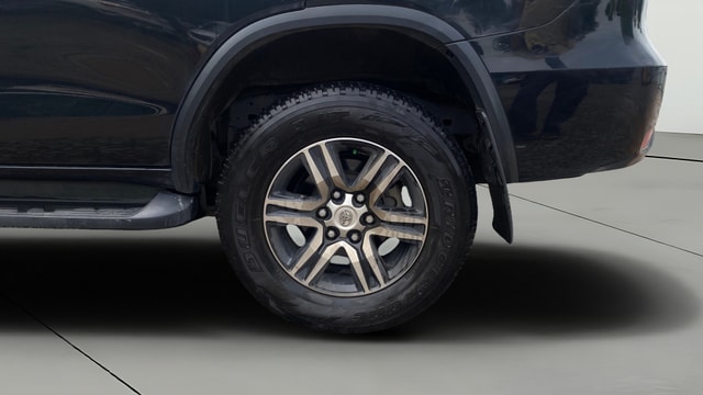 View Toyota Fortuner Image 12 Used Toyota Fortuner Image 12