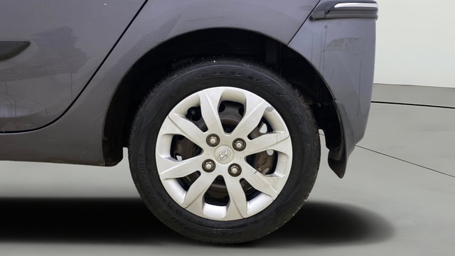 View Hyundai EON Image 11 Used Hyundai EON Image 11