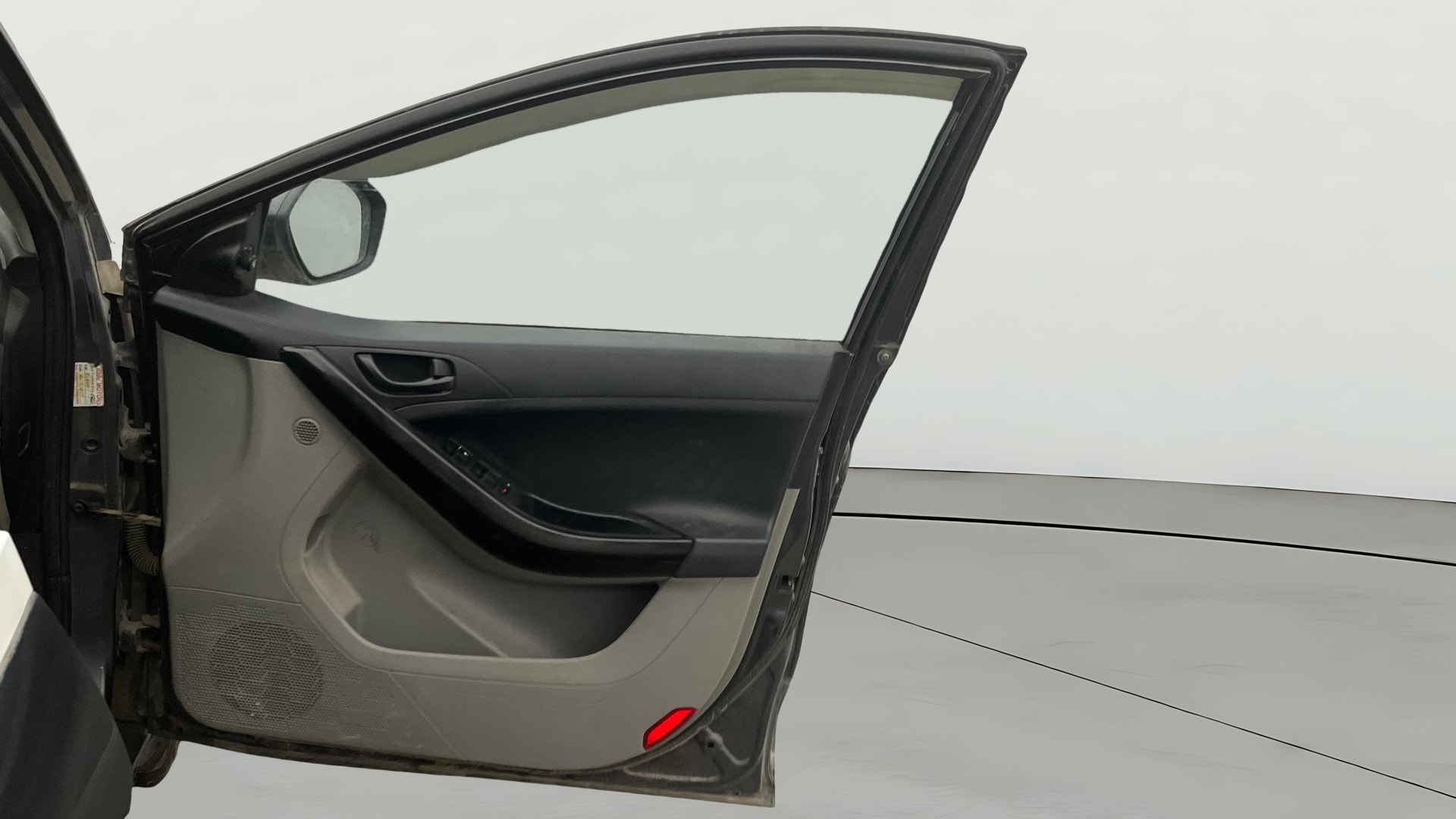View 2019 Tata Nexon Revotron XM Image 43 Used 2019 Tata Nexon Revotron XM Image 43
