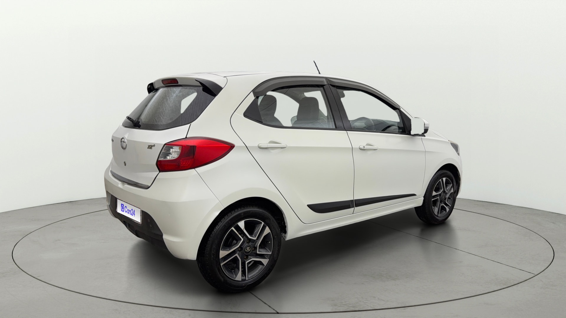 View 2019 Tata Tiago Revotorq XB Image 42 Used 2019 Tata Tiago Revotorq XB Image 42