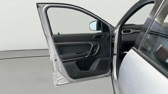 View Renault Kiger Image 31 Used Renault Kiger Image 31