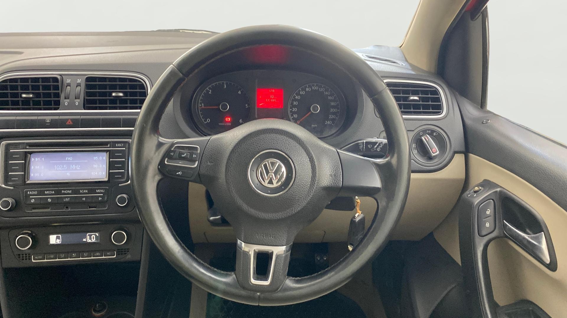 View 2014 Volkswagen Polo 1.2 Highline Diesel Image 12 Used 2014 Volkswagen Polo 1.2 Highline Diesel Image 12