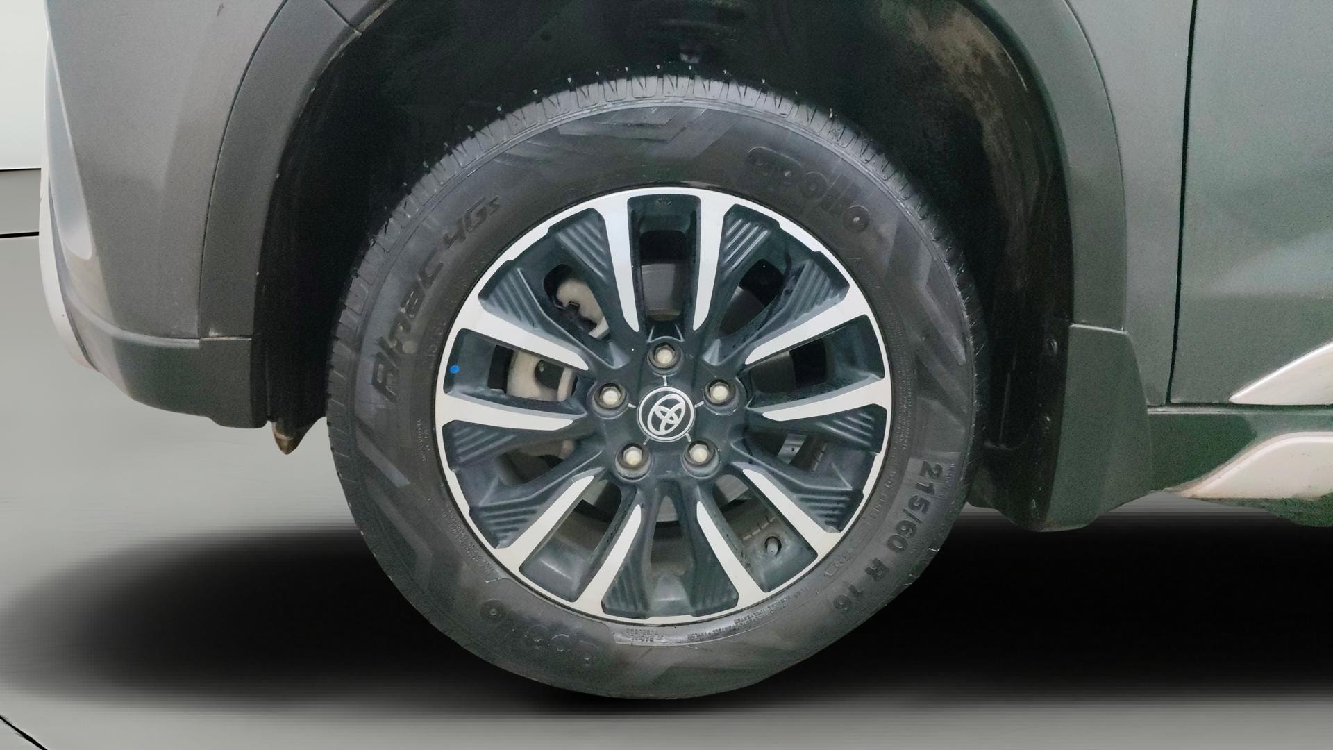 View 2022 Toyota Urban Cruiser Premium MT Image 29 Used 2022 Toyota Urban Cruiser Premium MT Image 29