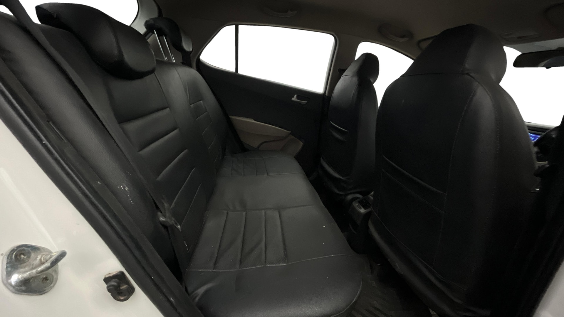 View 2015 Hyundai Grand i10 1.2 Asta Petrol Image 28 Used 2015 Hyundai Grand i10 1.2 Asta Petrol Image 28