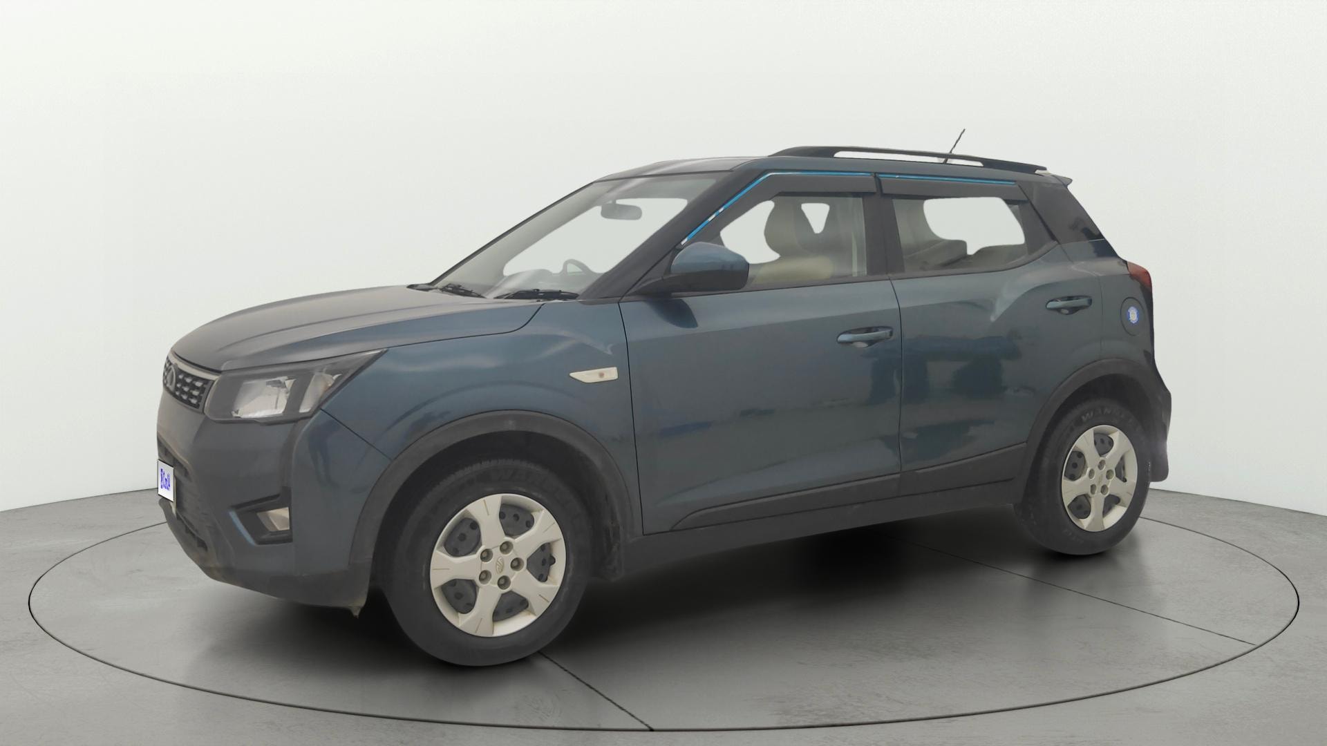 View 2019 Mahindra XUV300 W4 Petrol BS IV Image 20 Used 2019 Mahindra XUV300 W4 Petrol BS IV Image 20