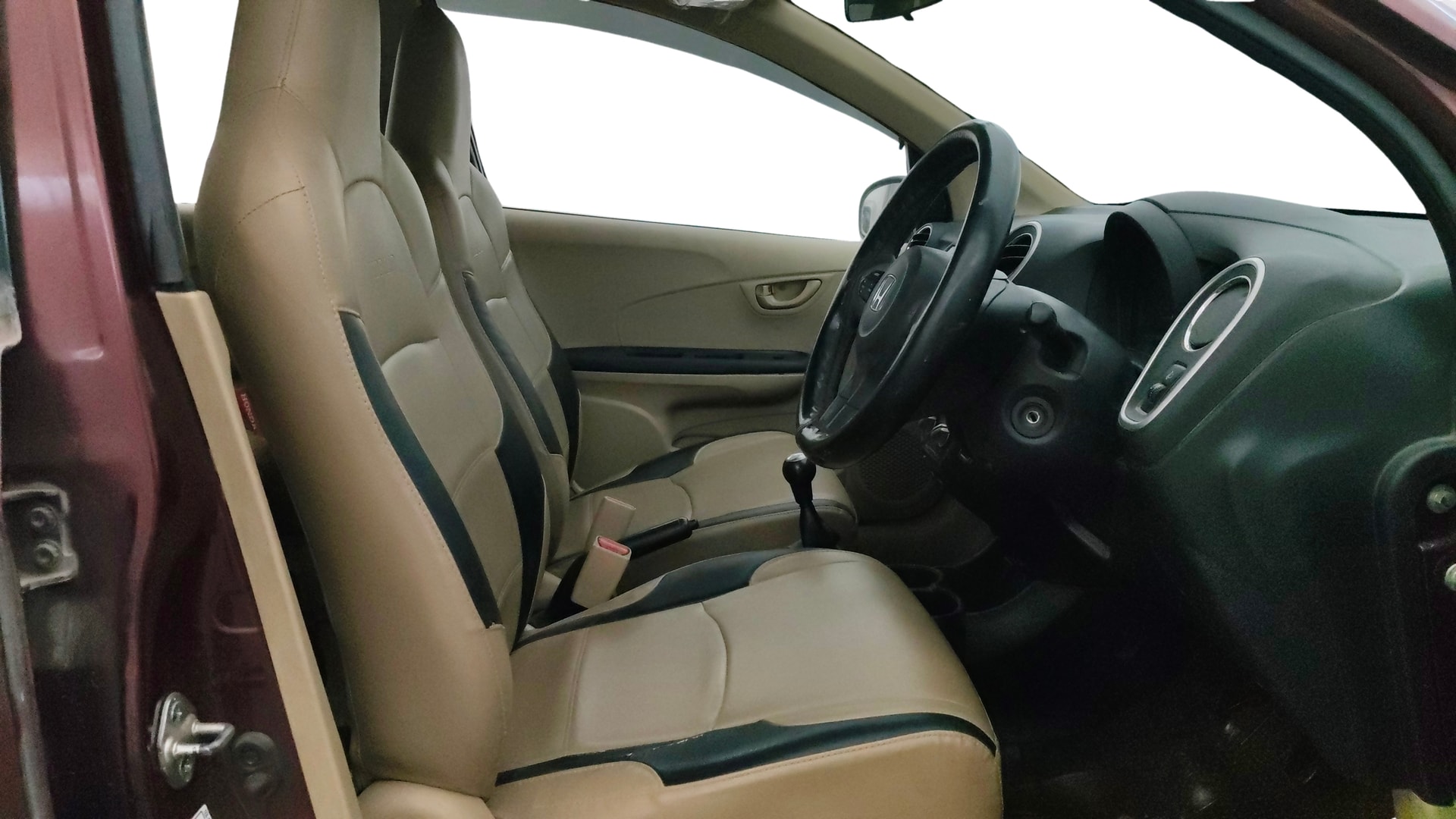 View 2015 Honda Mobilio E Diesel Image 25 Used 2015 Honda Mobilio E Diesel Image 25
