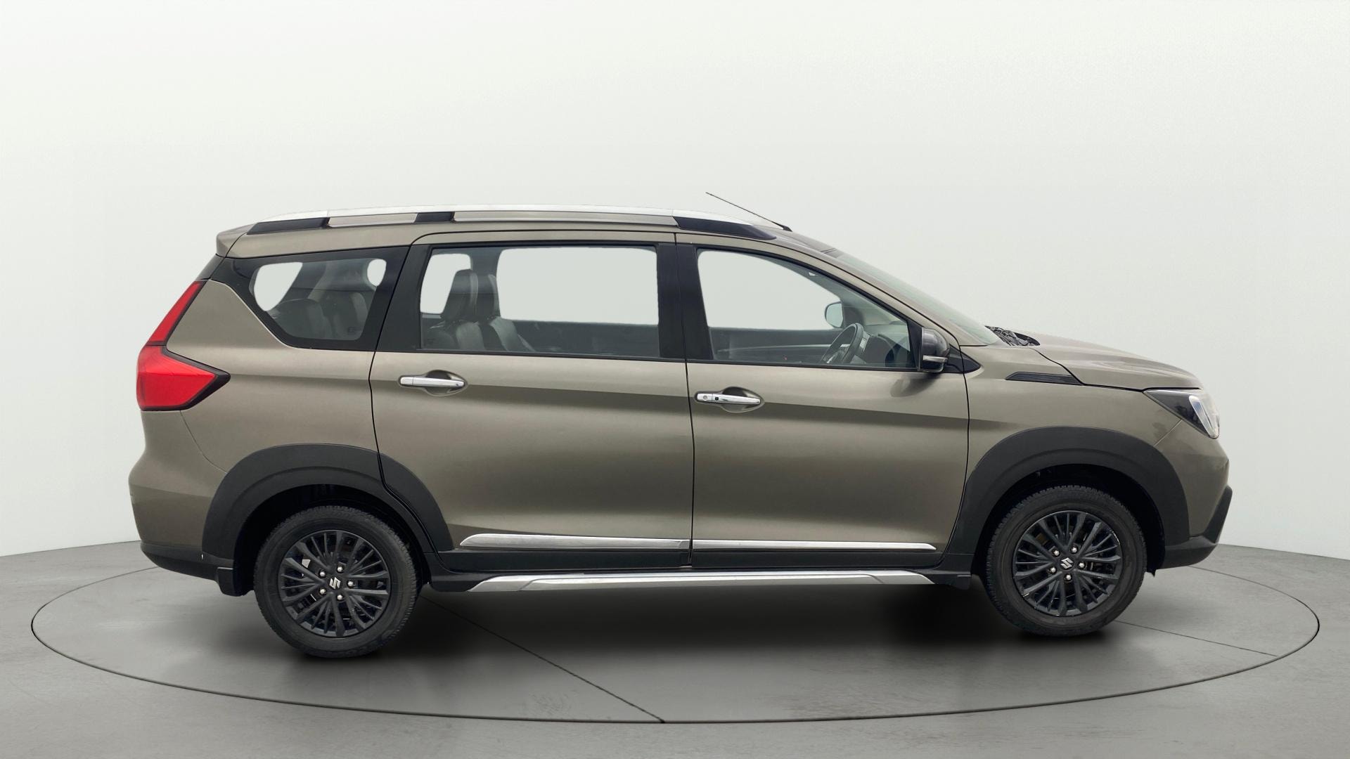 View 2022 Maruti Suzuki 1000 Base Variant Image 29 Used 2022 Maruti Suzuki 1000 Base Variant Image 29