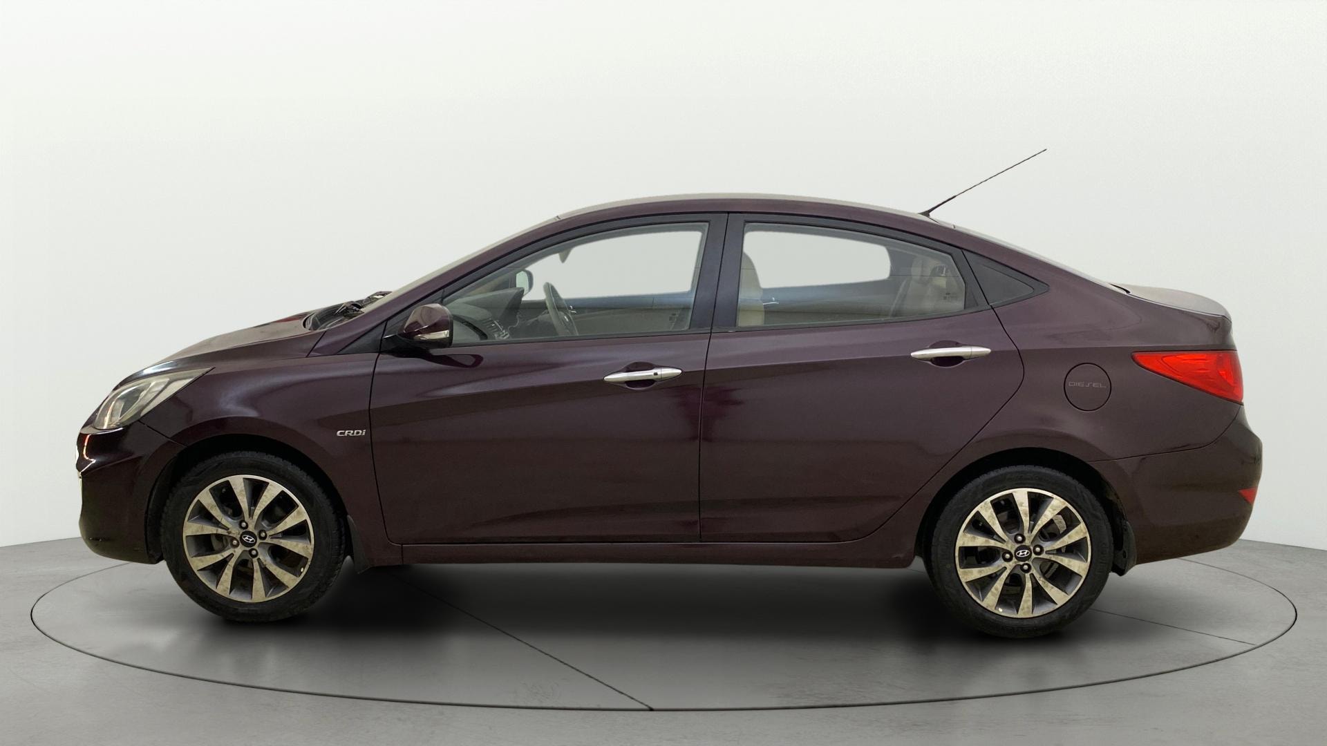 View 2013 Hyundai Fluidic Verna 1.6 CRDI SX (O) AT Image 25 Used 2013 Hyundai Fluidic Verna 1.6 CRDI SX (O) AT Image 25
