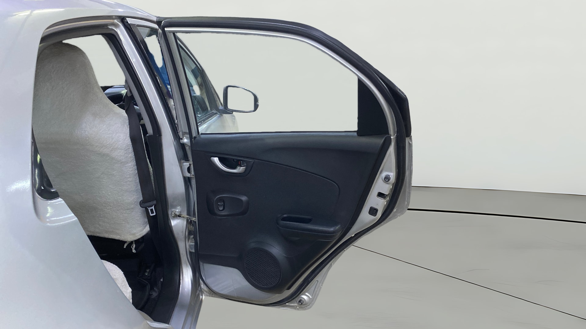 View 2015 Honda Brio VX AT Petrol Image 7 Used 2015 Honda Brio VX AT Petrol Image 7