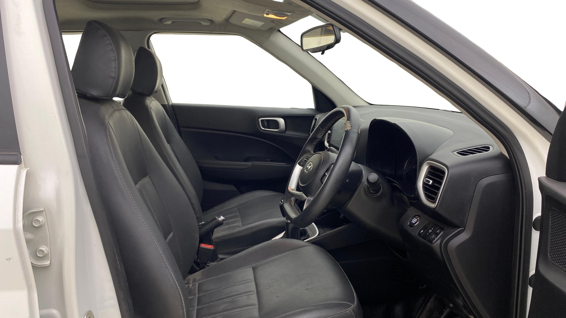 View 2020 Hyundai Venue SX (O) 1.0 iMT Petrol Image 18 Used 2020 Hyundai Venue SX (O) 1.0 iMT Petrol Image 18