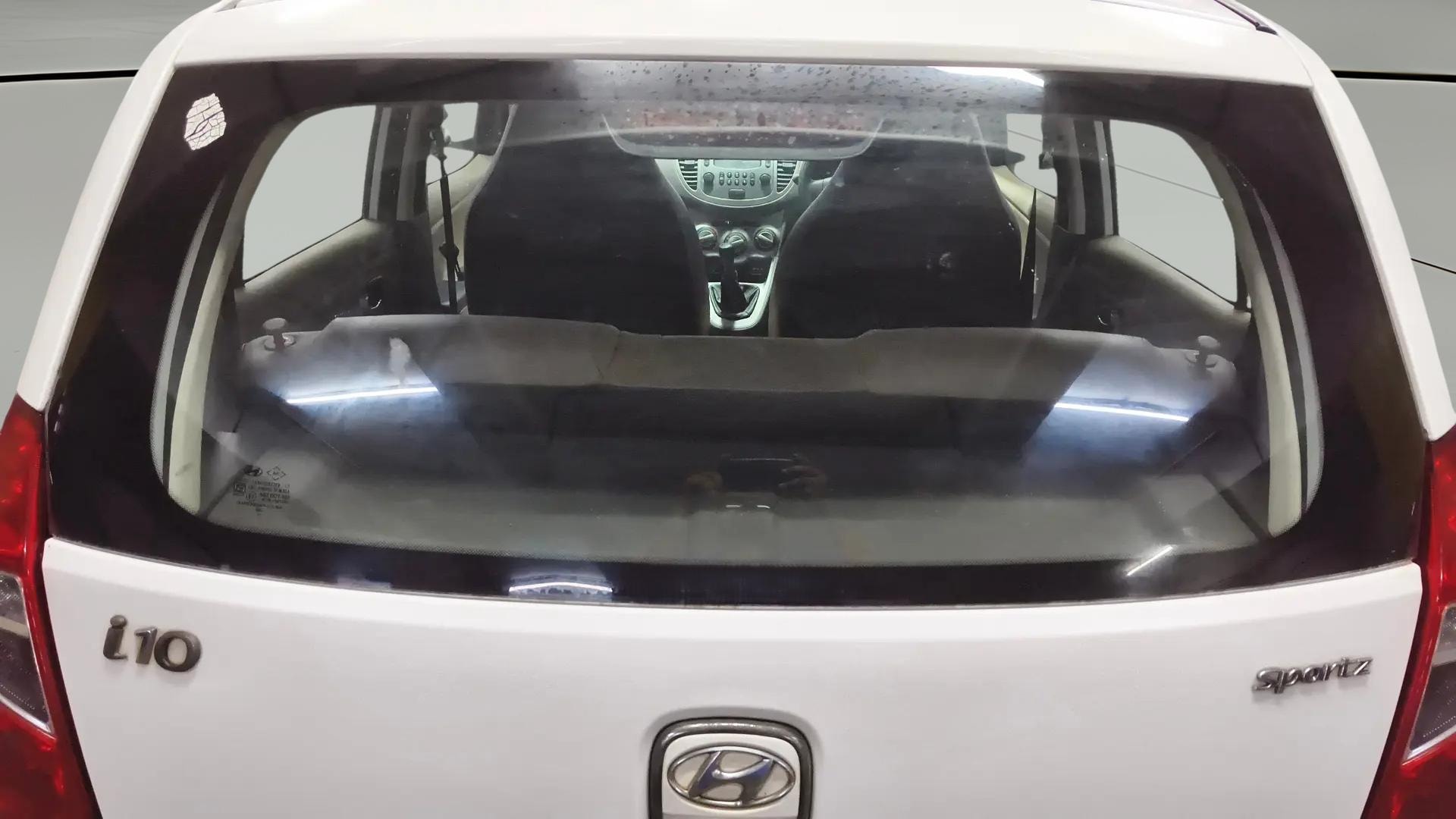 View 2015 Hyundai i10 1.2 Asta MT Image 4 Used 2015 Hyundai i10 1.2 Asta MT Image 4