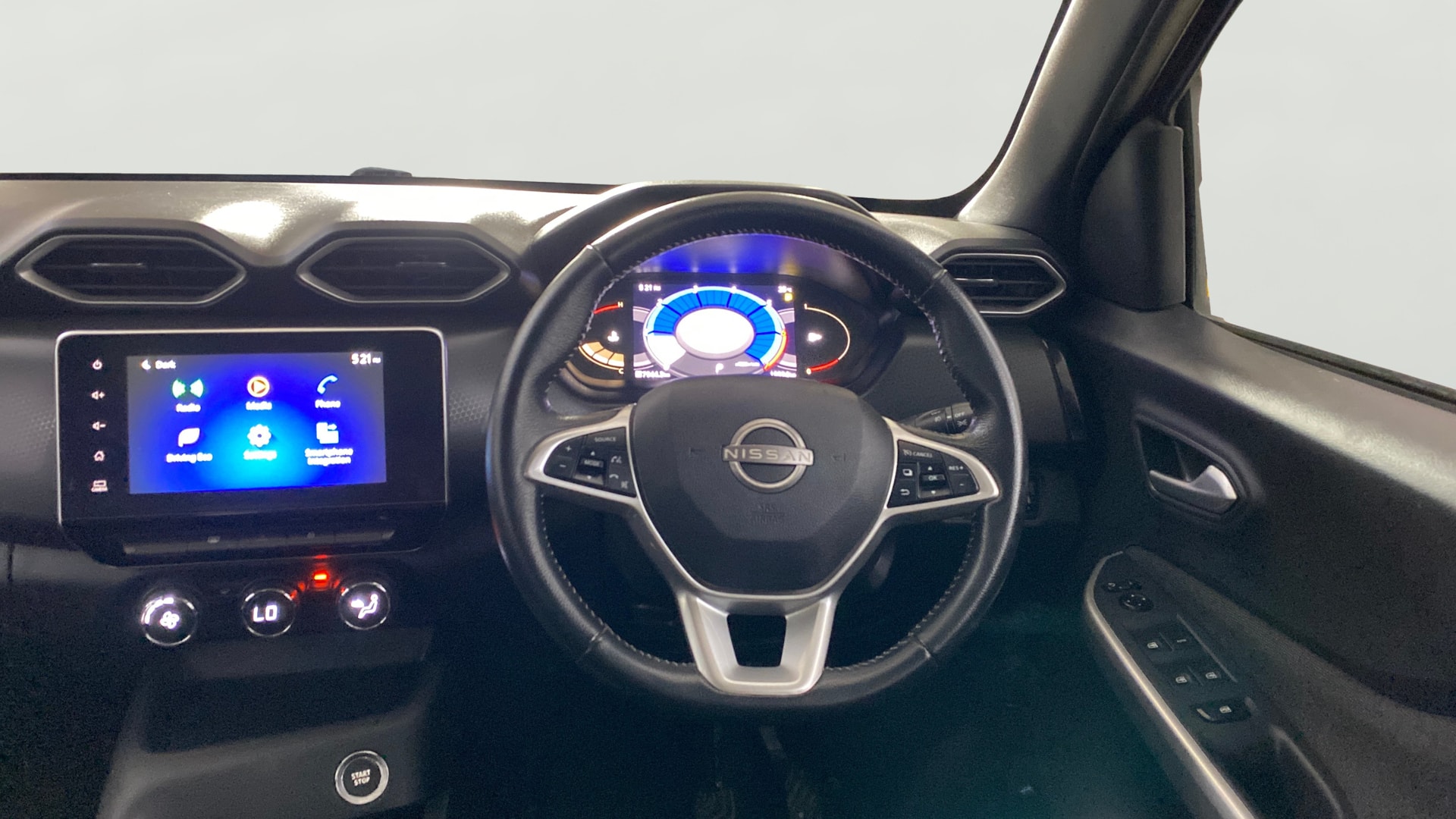 Used 2022 Nissan Magnite Used 2022 Nissan Magnite