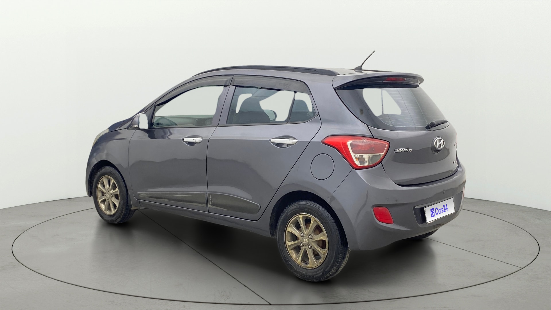 View 2014 Hyundai Grand i10 1.1 Asta Diesel Image 2 Used 2014 Hyundai Grand i10 1.1 Asta Diesel Image 2