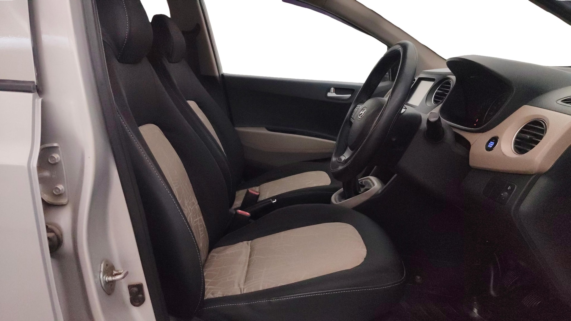 View 2017 Hyundai Grand i10 1.2 Asta Petrol Image 26 Used 2017 Hyundai Grand i10 1.2 Asta Petrol Image 26