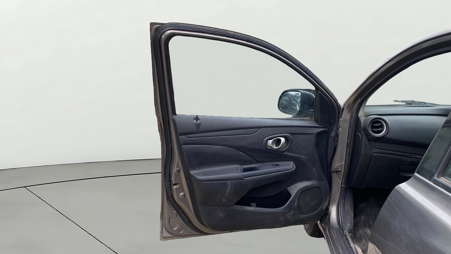 View 2019 Datsun Go T Image 31 Used 2019 Datsun Go T Image 31