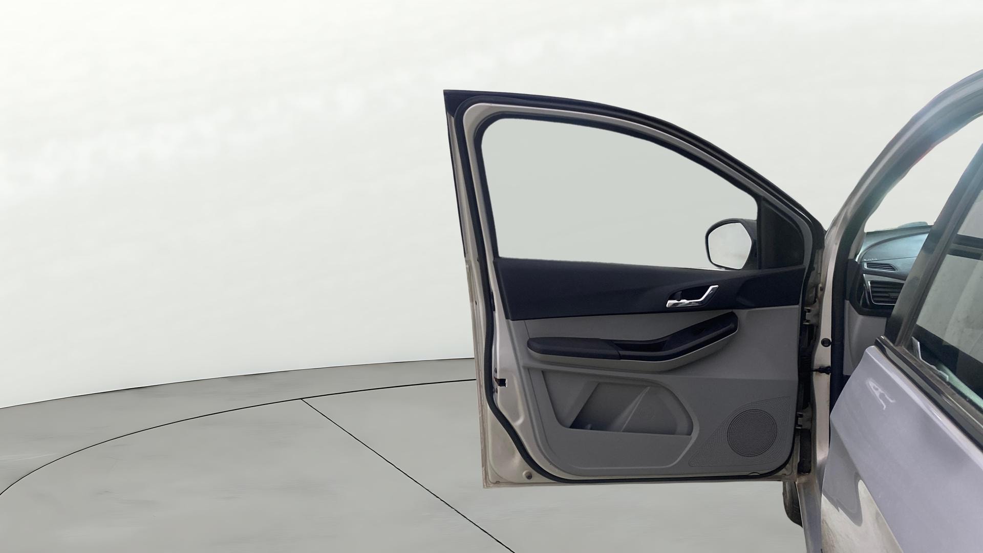 View 2021 Tata Tiago Revotorq XB Image 31 Used 2021 Tata Tiago Revotorq XB Image 31