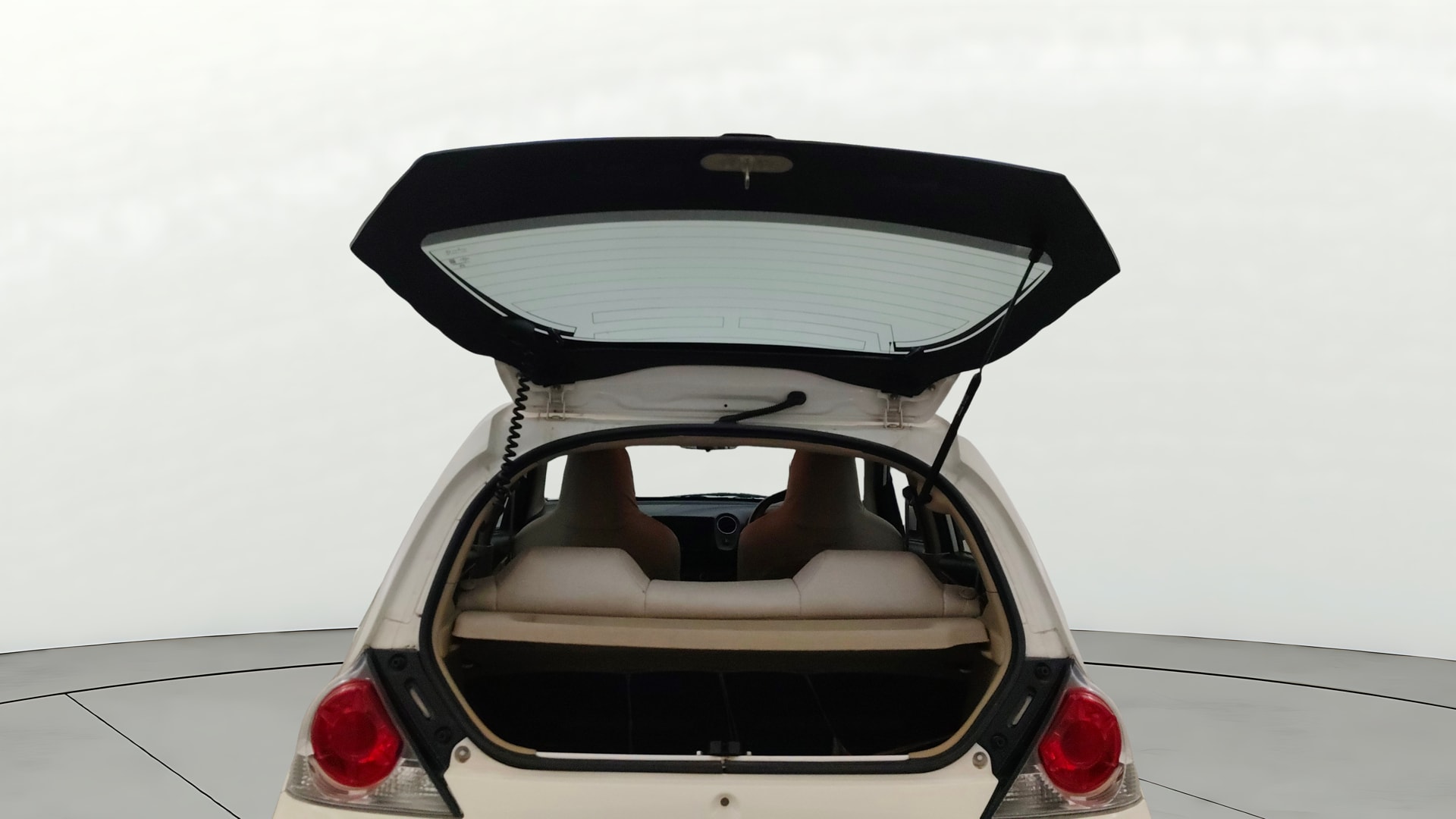 View 2016 Honda Brio VX AT Petrol Image 16 Used 2016 Honda Brio VX AT Petrol Image 16
