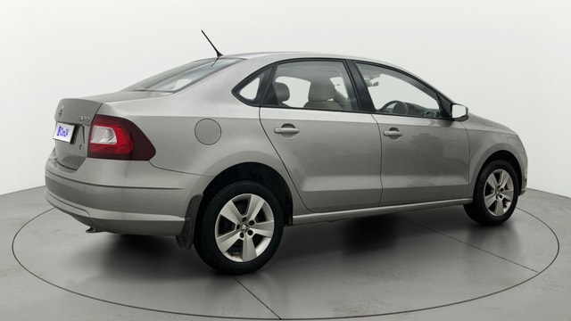View Skoda Rapid Image 41 Used Skoda Rapid Image 41