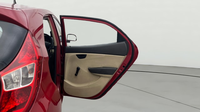 View Hyundai EON Image 7 Used Hyundai EON Image 7