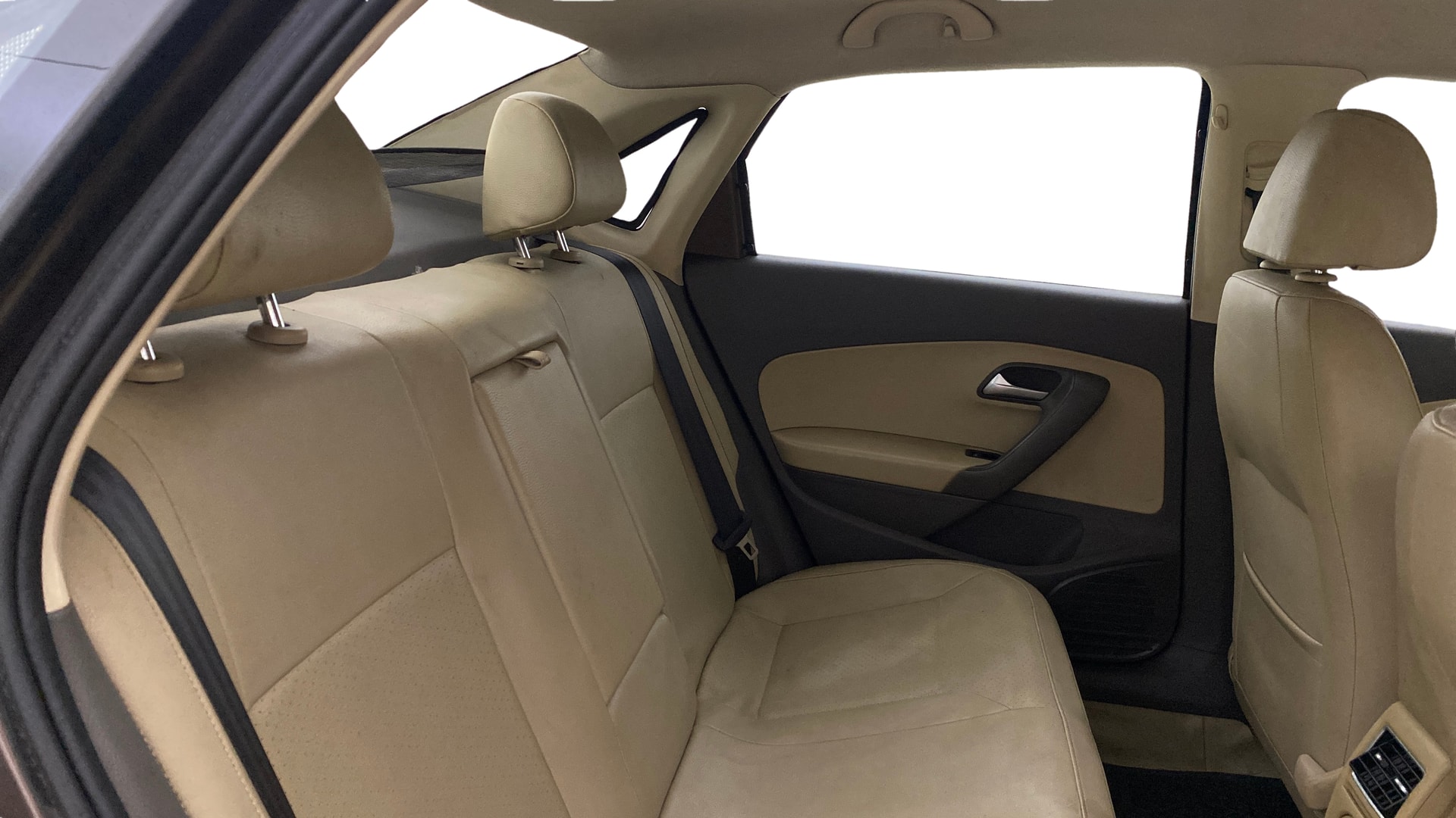 View 2015 Volkswagen Vento DSG Image 29 Used 2015 Volkswagen Vento DSG Image 29