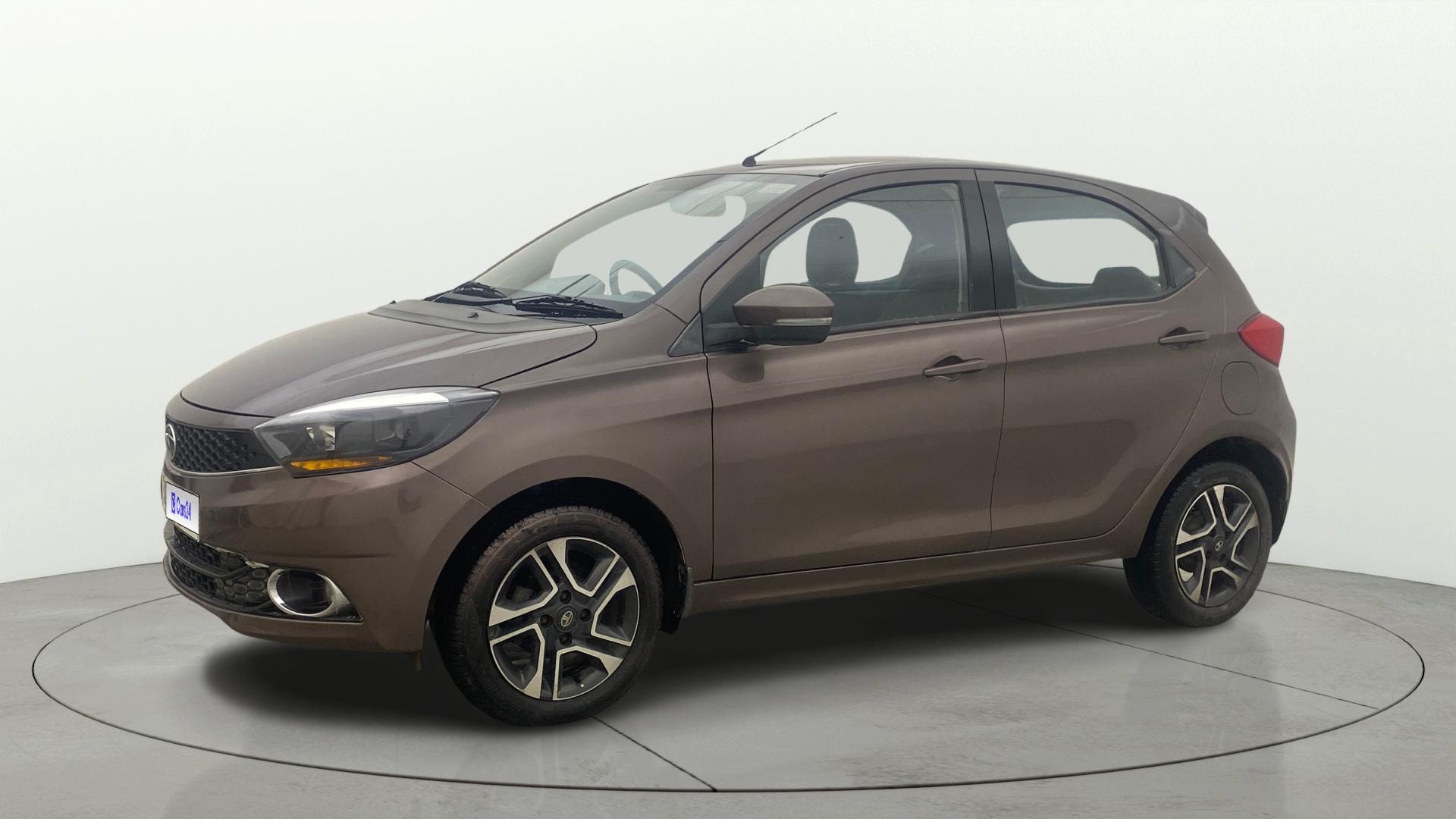 View 2020 Tata Tiago Revotorq XB Image 35 Used 2020 Tata Tiago Revotorq XB Image 35