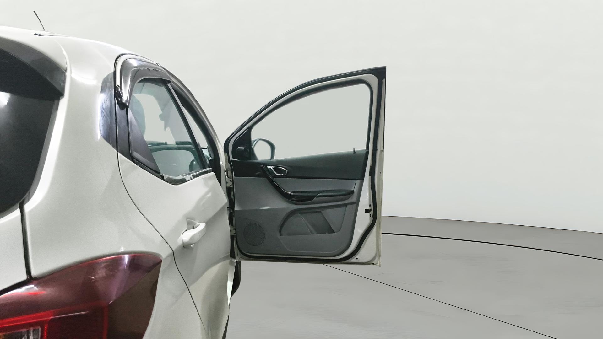 View 2020 Tata Tiago Revotorq XB Image 45 Used 2020 Tata Tiago Revotorq XB Image 45