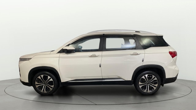 View MG Hector Plus Image 28 Used MG Hector Plus Image 28