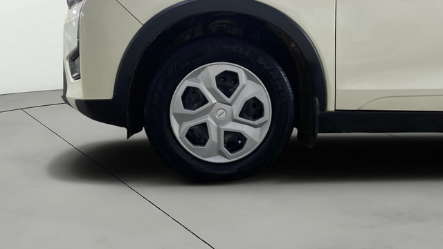 View Mahindra XUV300 Image 27 Used Mahindra XUV300 Image 27