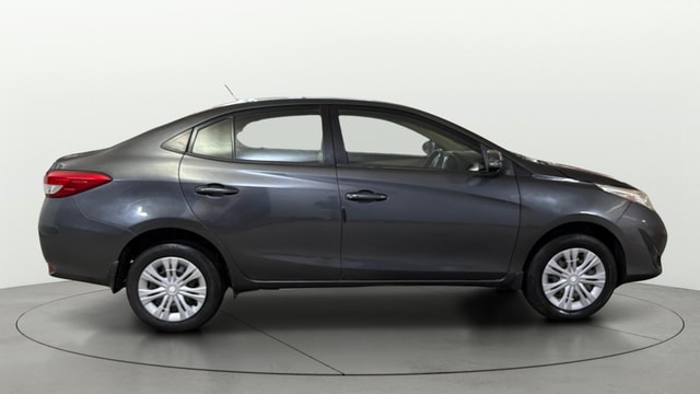 View Toyota Yaris Image 8 Used Toyota Yaris Image 8