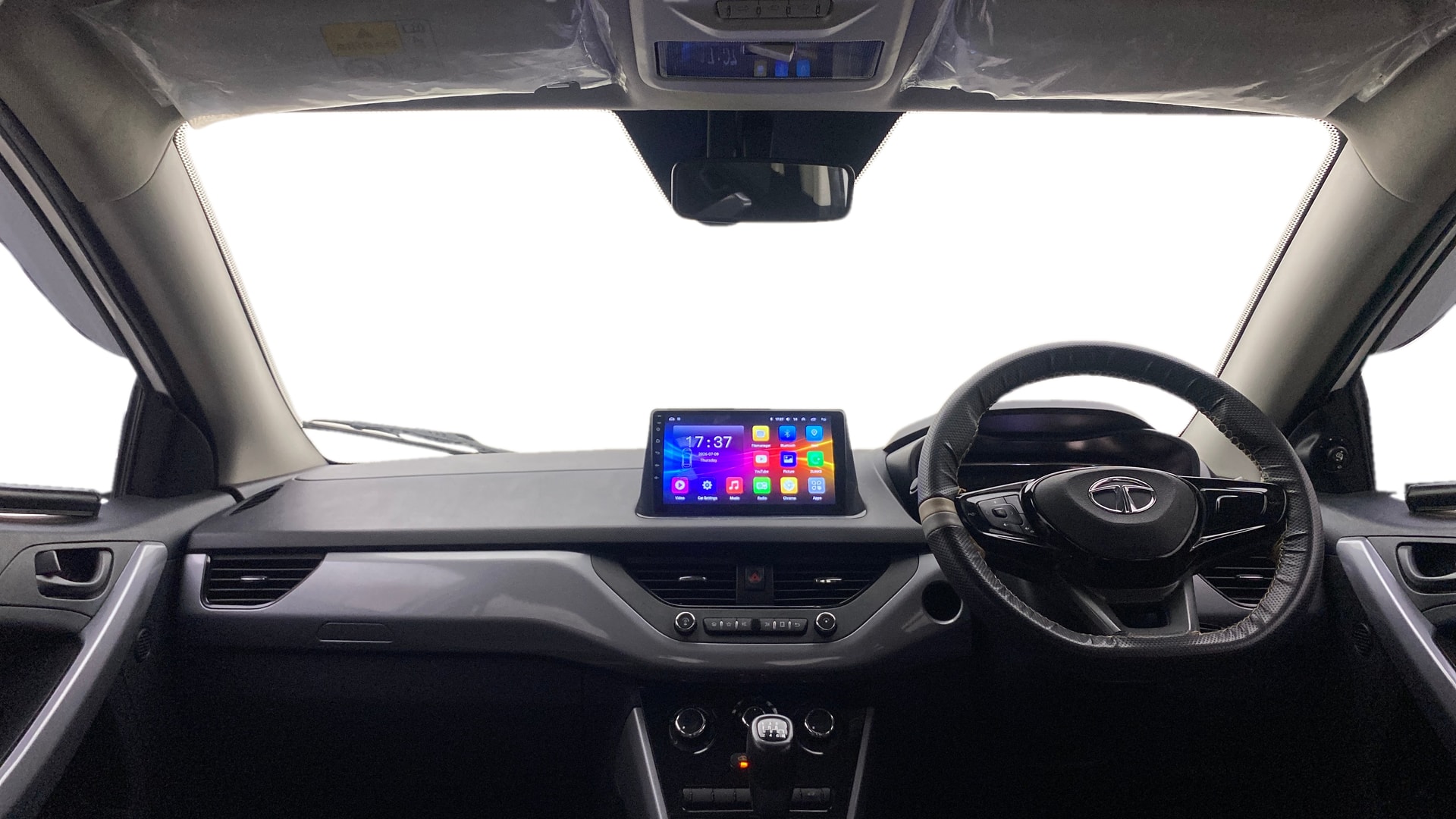 View 2023 Tata Nexon Revotron XE Image 15 Used 2023 Tata Nexon Revotron XE Image 15
