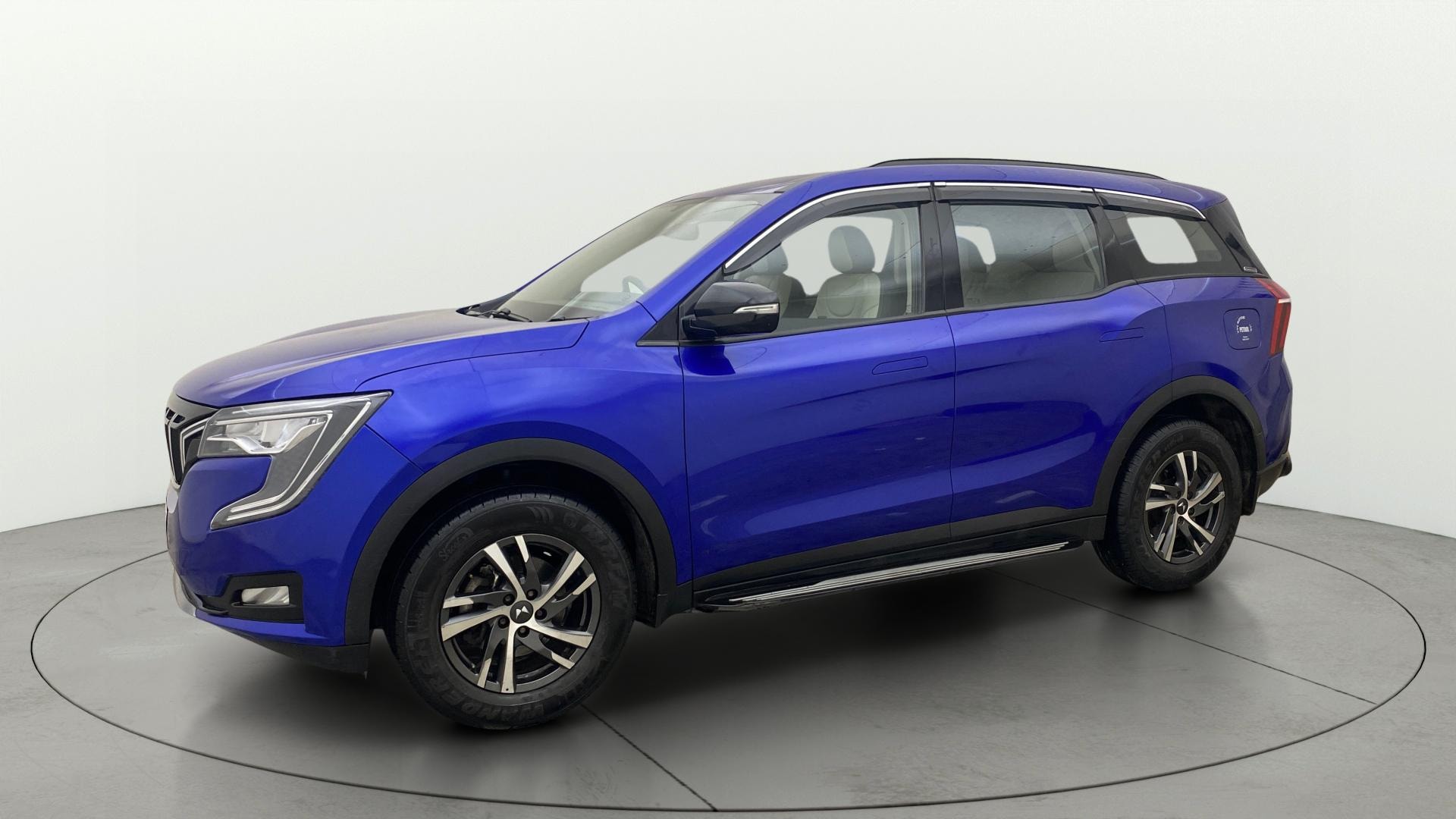 Used 2023 Mahindra XUV700 Used 2023 Mahindra XUV700