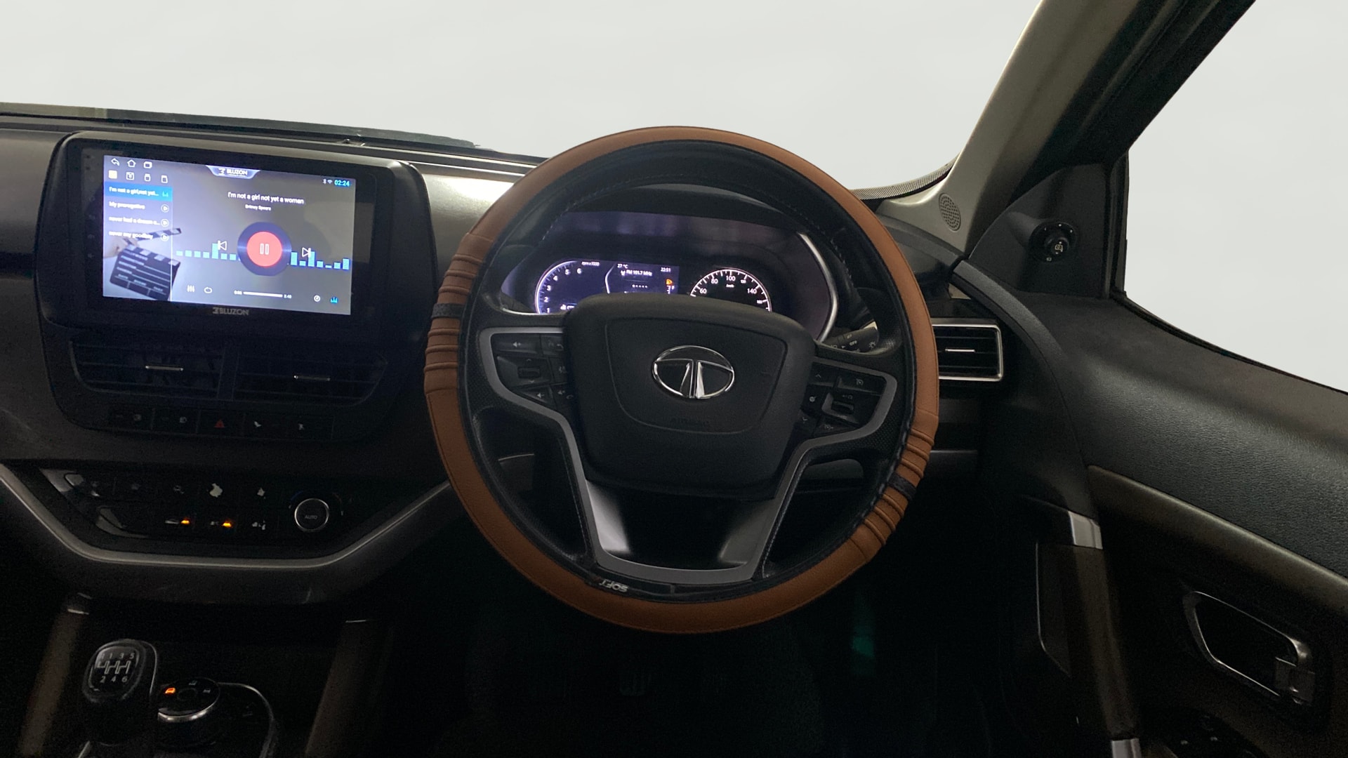 View 2019 Tata Harrier XE Image 20 Used 2019 Tata Harrier XE Image 20