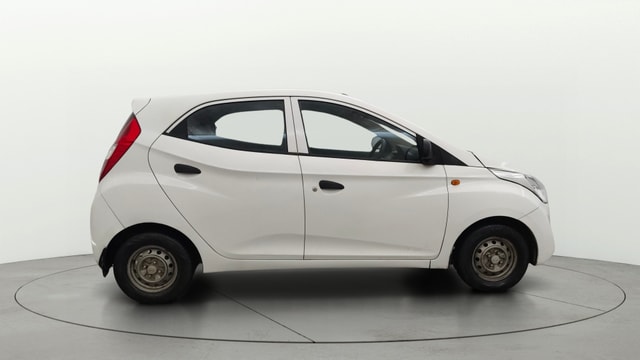 View Hyundai EON Image 8 Used Hyundai EON Image 8