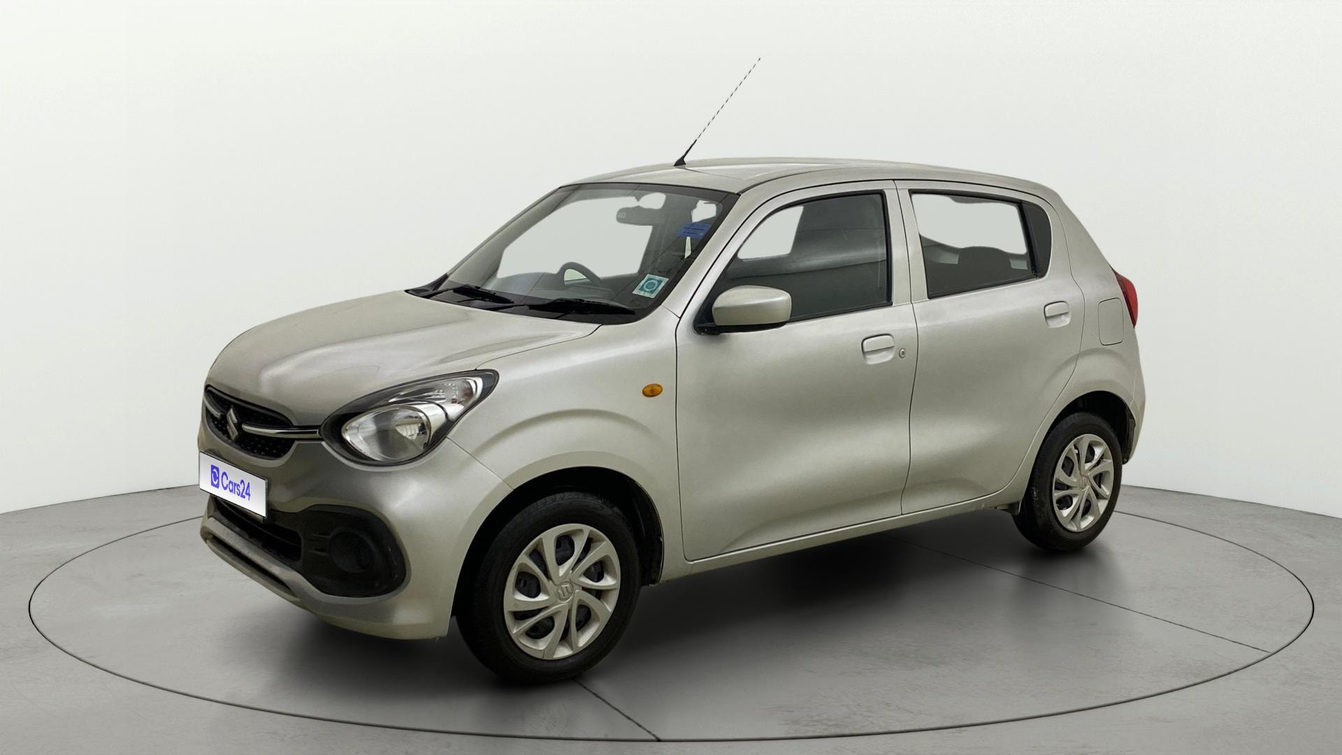 View 2022 Maruti Suzuki 1000 Base Variant Image 34 Used 2022 Maruti Suzuki 1000 Base Variant Image 34