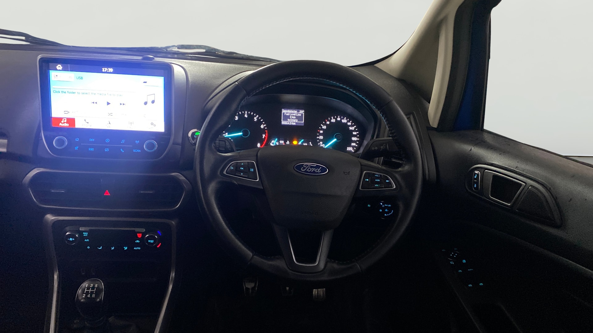 View 2019 Ford EcoSport 1.5 TDCi Diesel Ambiente BS IV Image 20 Used 2019 Ford EcoSport 1.5 TDCi Diesel Ambiente BS IV Image 20