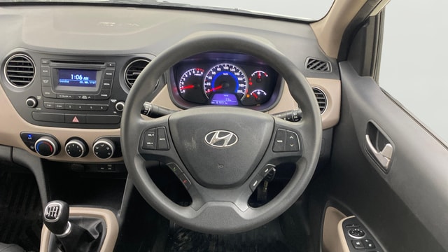 View Hyundai Grand i10 Image 20 Used Hyundai Grand i10 Image 20